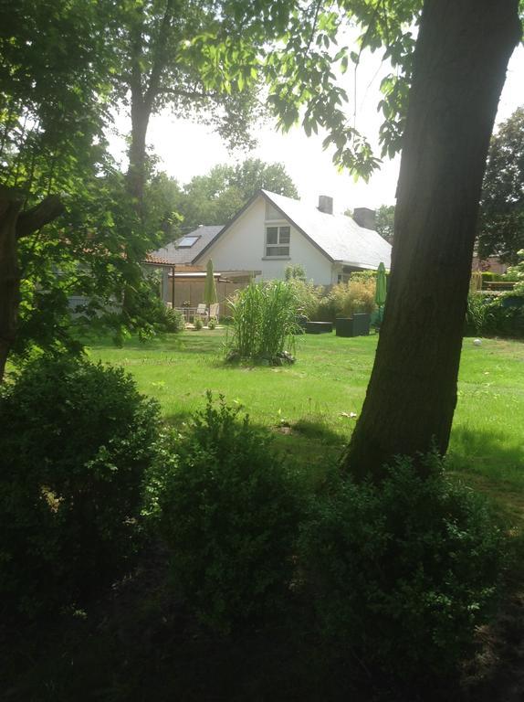 Holiday Home Harmony Brecht 部屋 写真